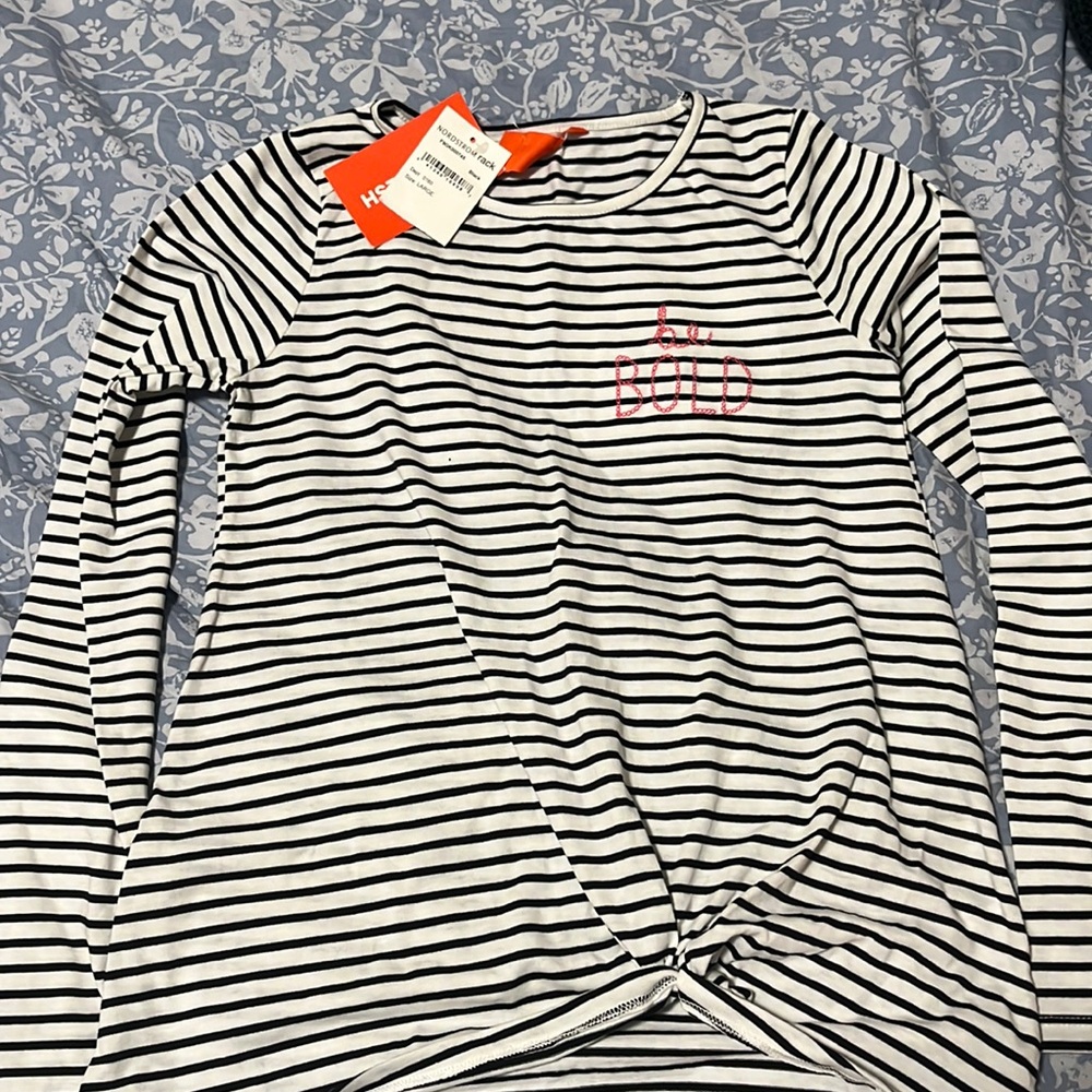 BRAND NEW STRIPED TOP